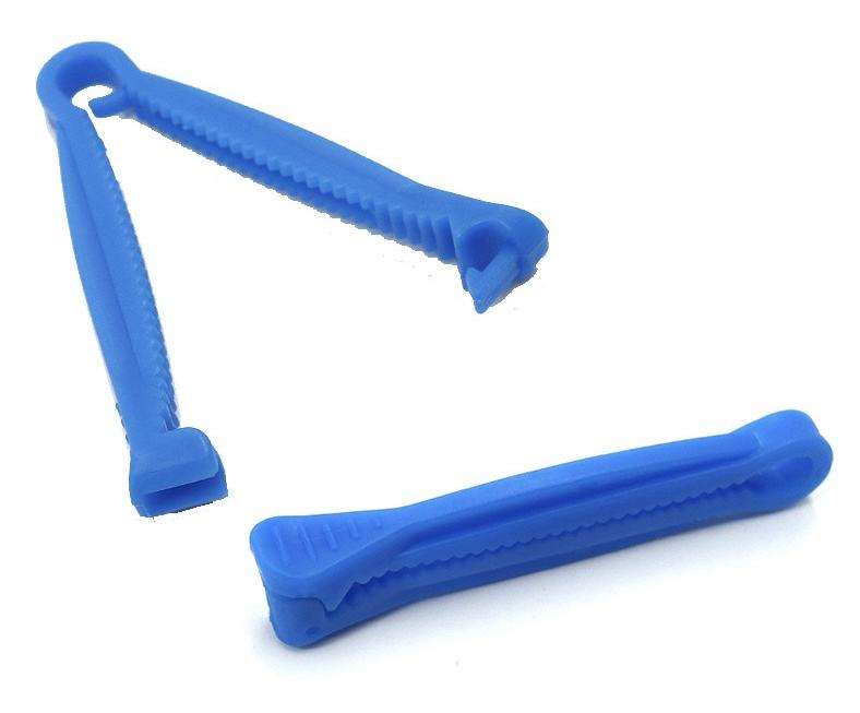 Sterilized umbilical cord clamp 3