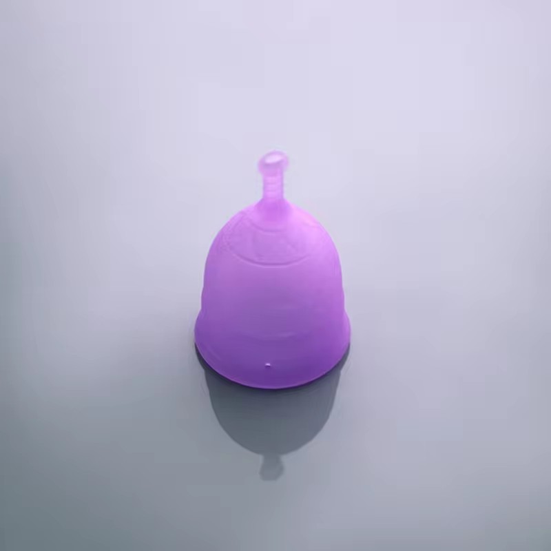 Reusable medical silicon S L menstrual cup for lady care 3