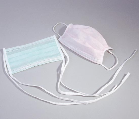Disposable 3-ply non-woven face mask with all sizes