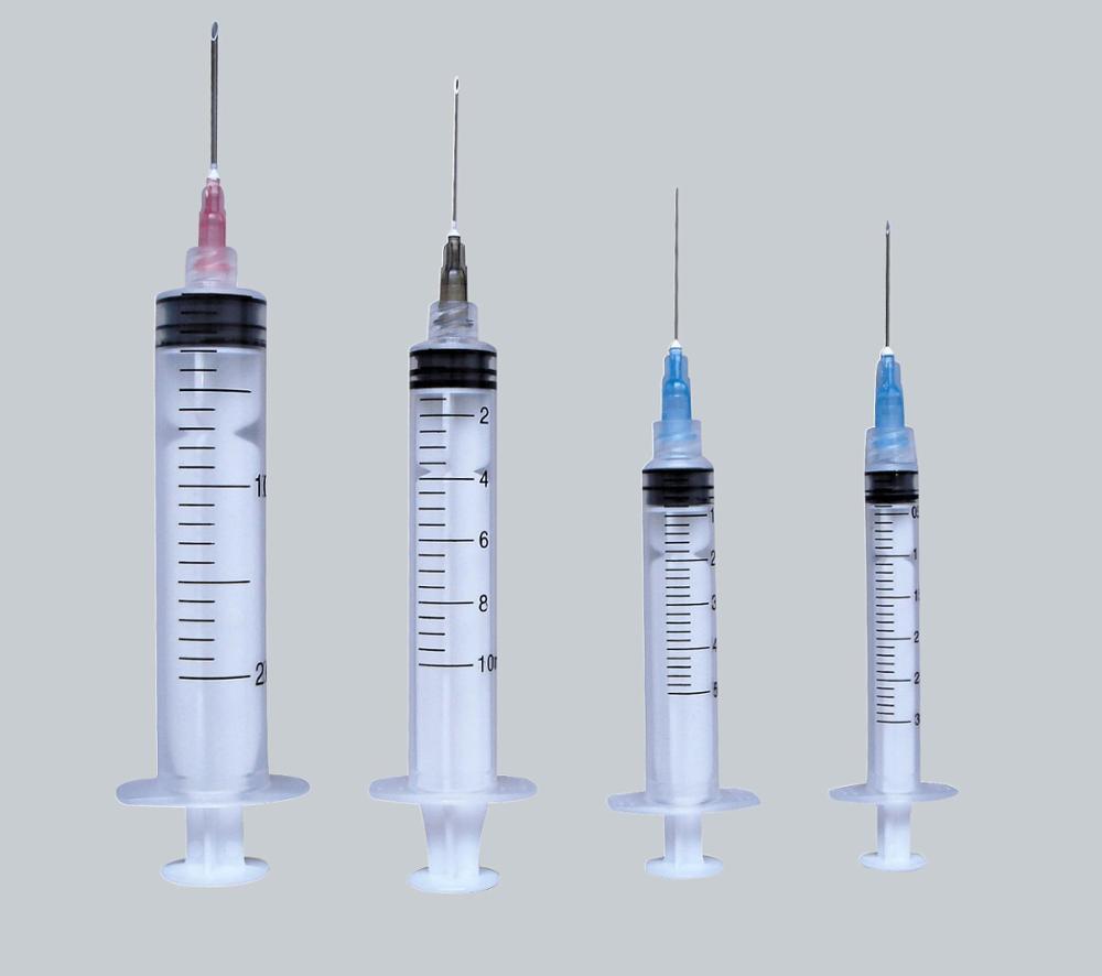 Medical sterile disposable syringe with needle 2