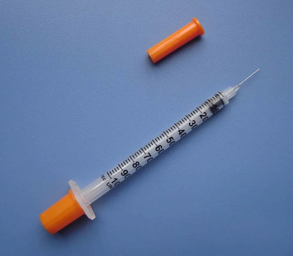 Disposable Orange Cap Insulin Syringe With needle 4