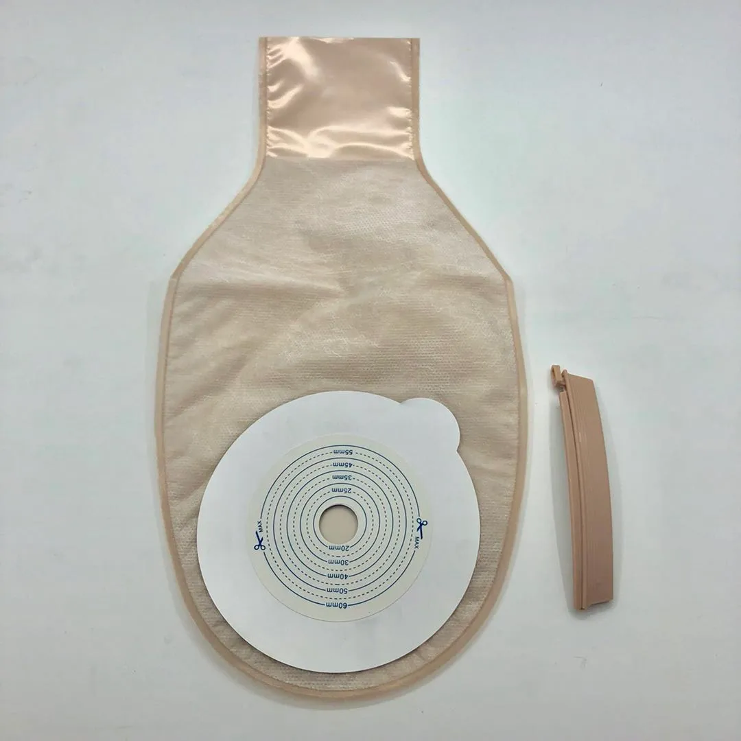 Two-piece colostomy bag with clip (piece artificial anus bag)
