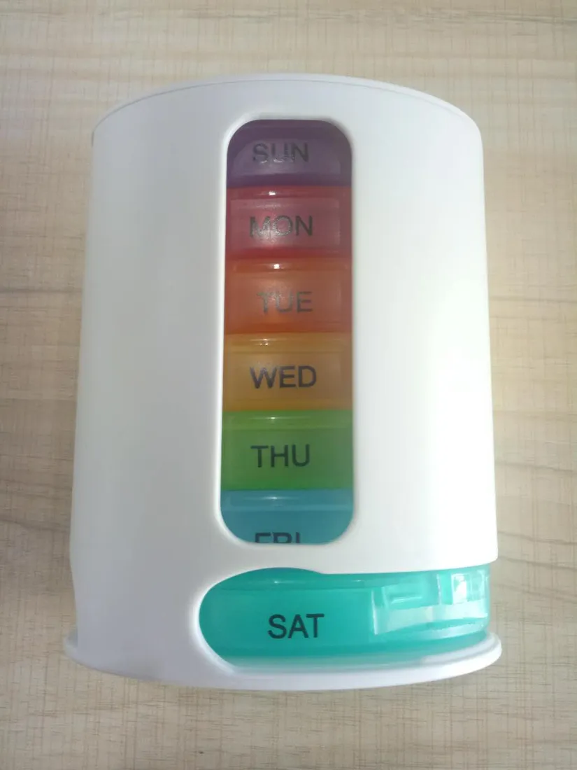 Oval 28CASE PILL organizer