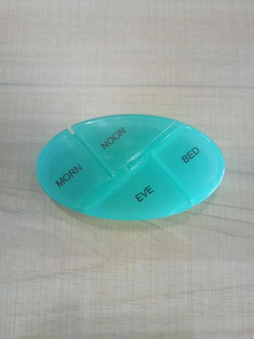pill organizer