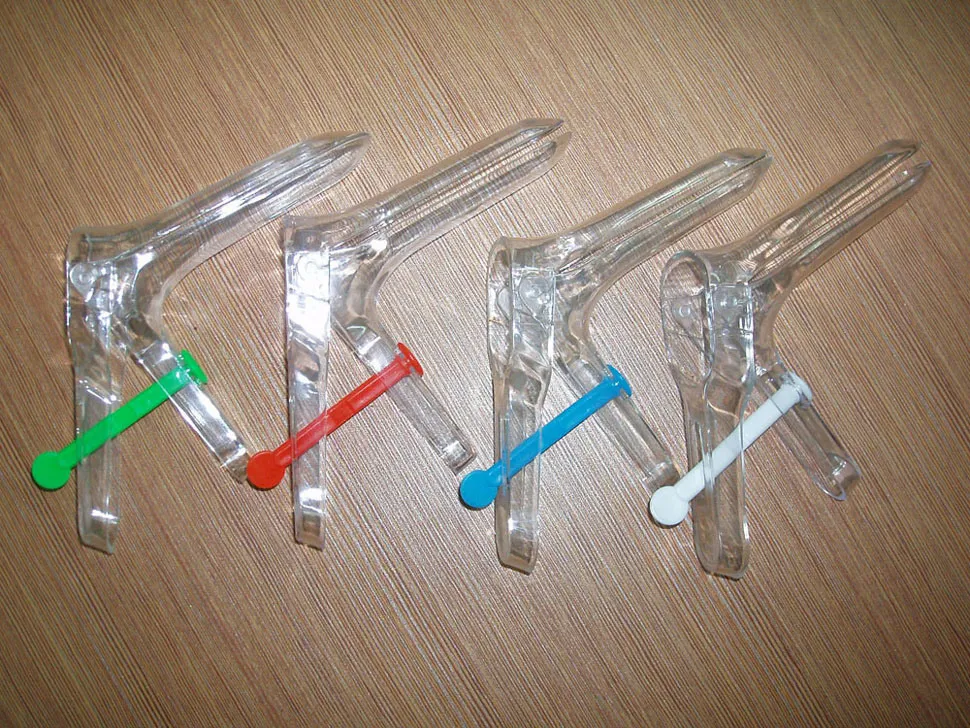 plastic vaginal speculum.jpg
