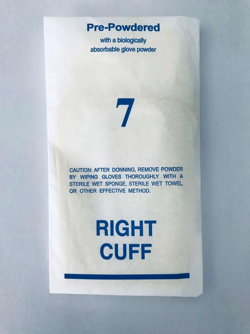 vinyl gloves